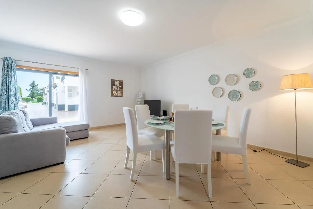 Magnolia Village - A By Hellovacations Albufeira